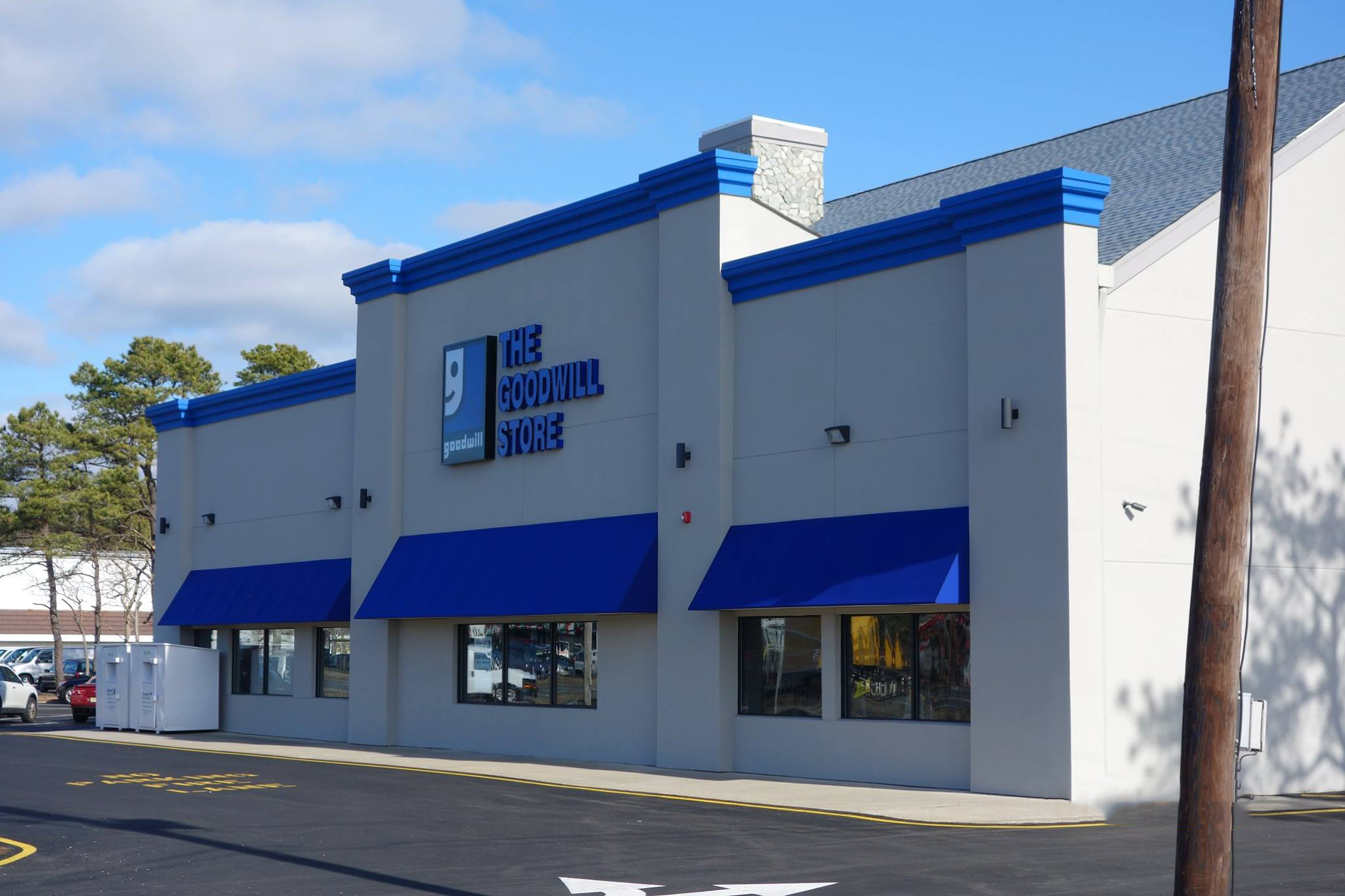 Picture of Brick, NJ Goodwill at side of building